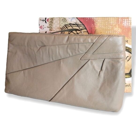 VINTAGE 70s 80s Tan Pleated Patchwork Vegan Clutch Handbag - Picture 1 of 9